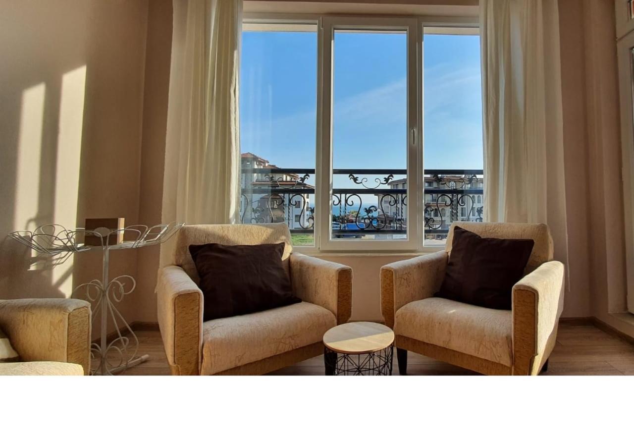 K&K Beach Luxury Burgas Stad Buitenkant foto