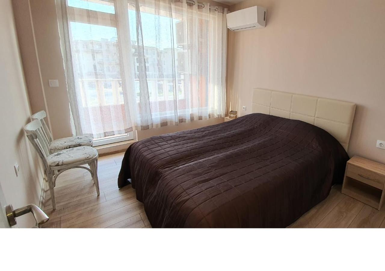 K&K Beach Luxury Burgas Stad Buitenkant foto